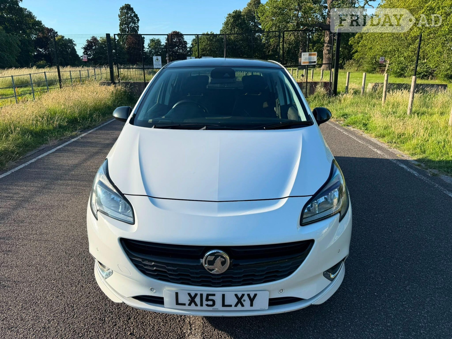 Vauxhall Corsa 2015 - Cars in Hayes