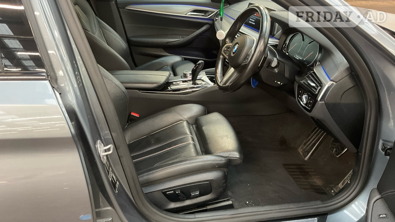 [ berth ]BMW 5 Series