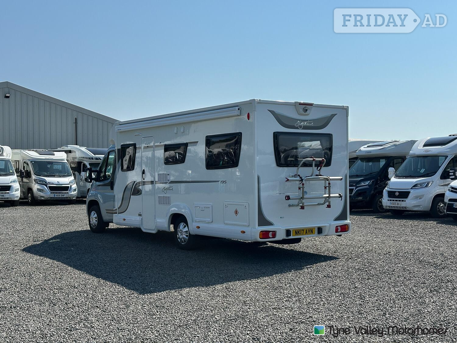 [4 berth ]Elddis Autoquest Signature 195
