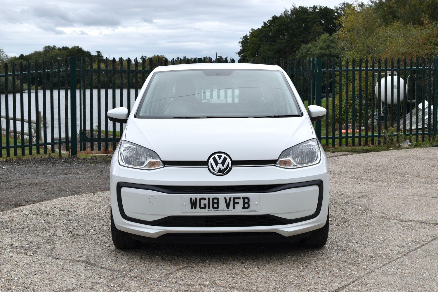 [ berth ]Volkswagen Up