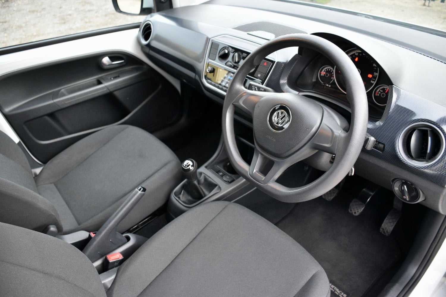Volkswagen UP! 2018 - Cars in Reading