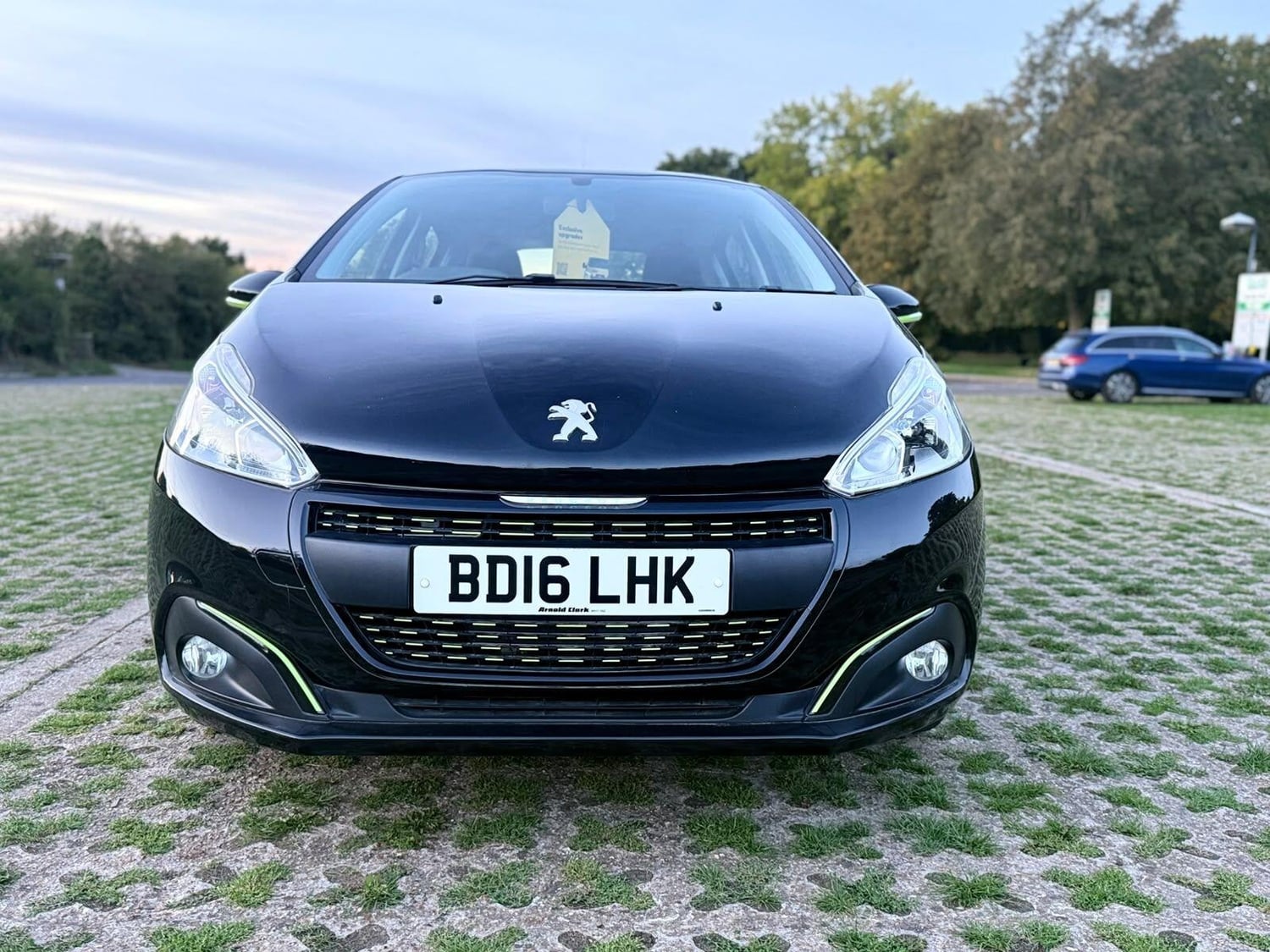 Peugeot 208 2016 - Cars