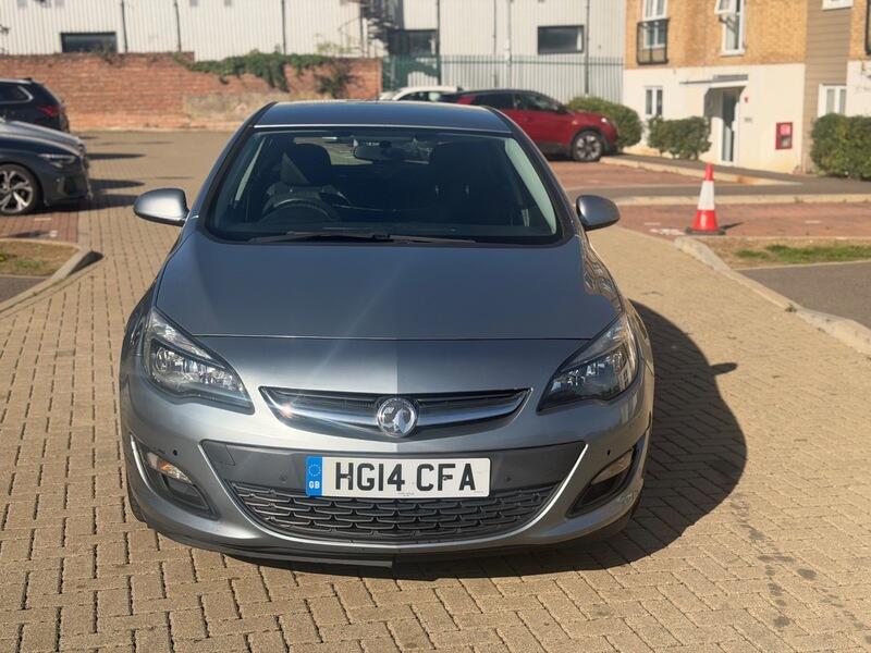Vauxhall Astra Luton