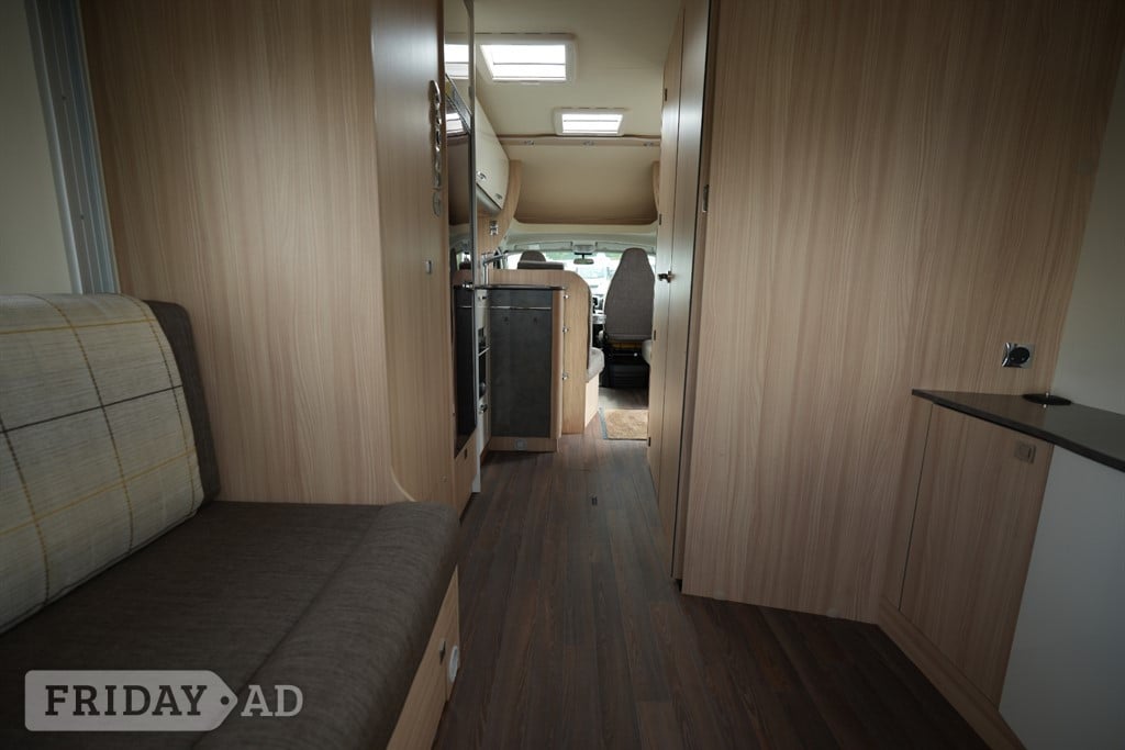 [2 berth ]Burstner Lyseo TD 744