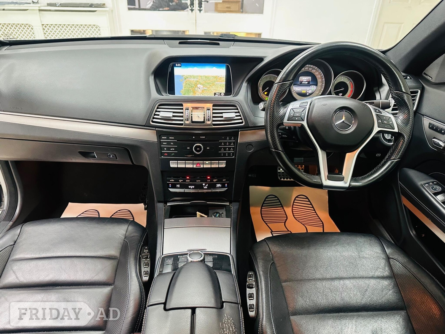 [ berth ]Mercedes-Benz E Class