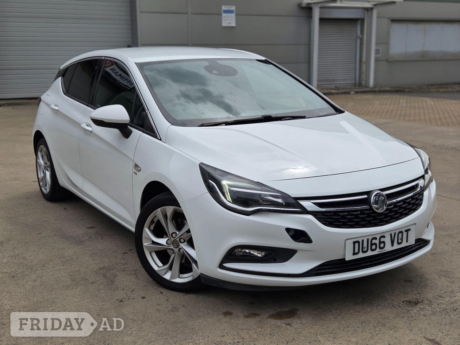Vauxhall Astra 2016 in Slough
