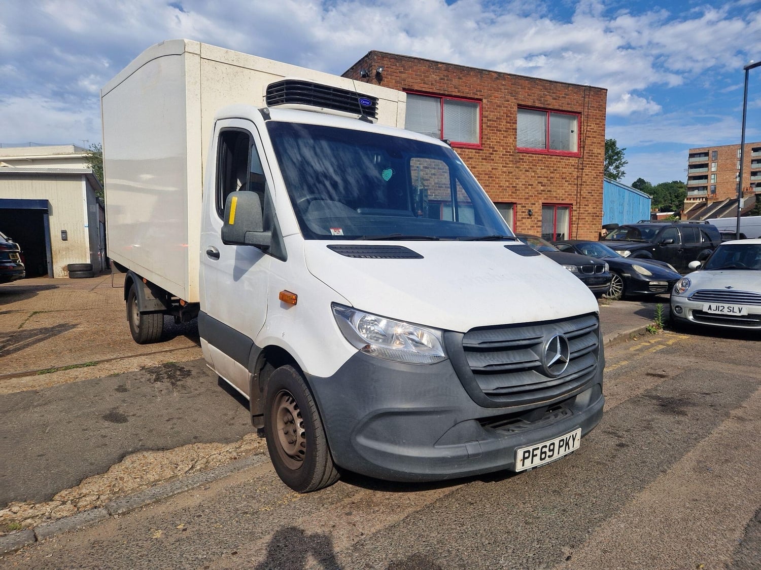Mercedes-Benz Sprinter Harrow