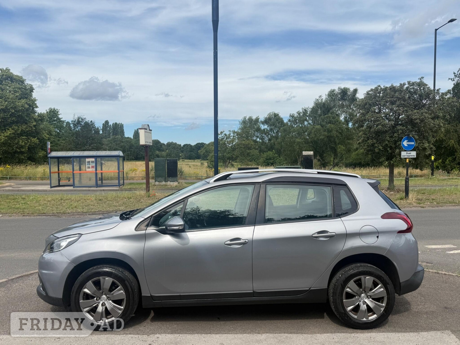 Peugeot 2008 2018 - Cars