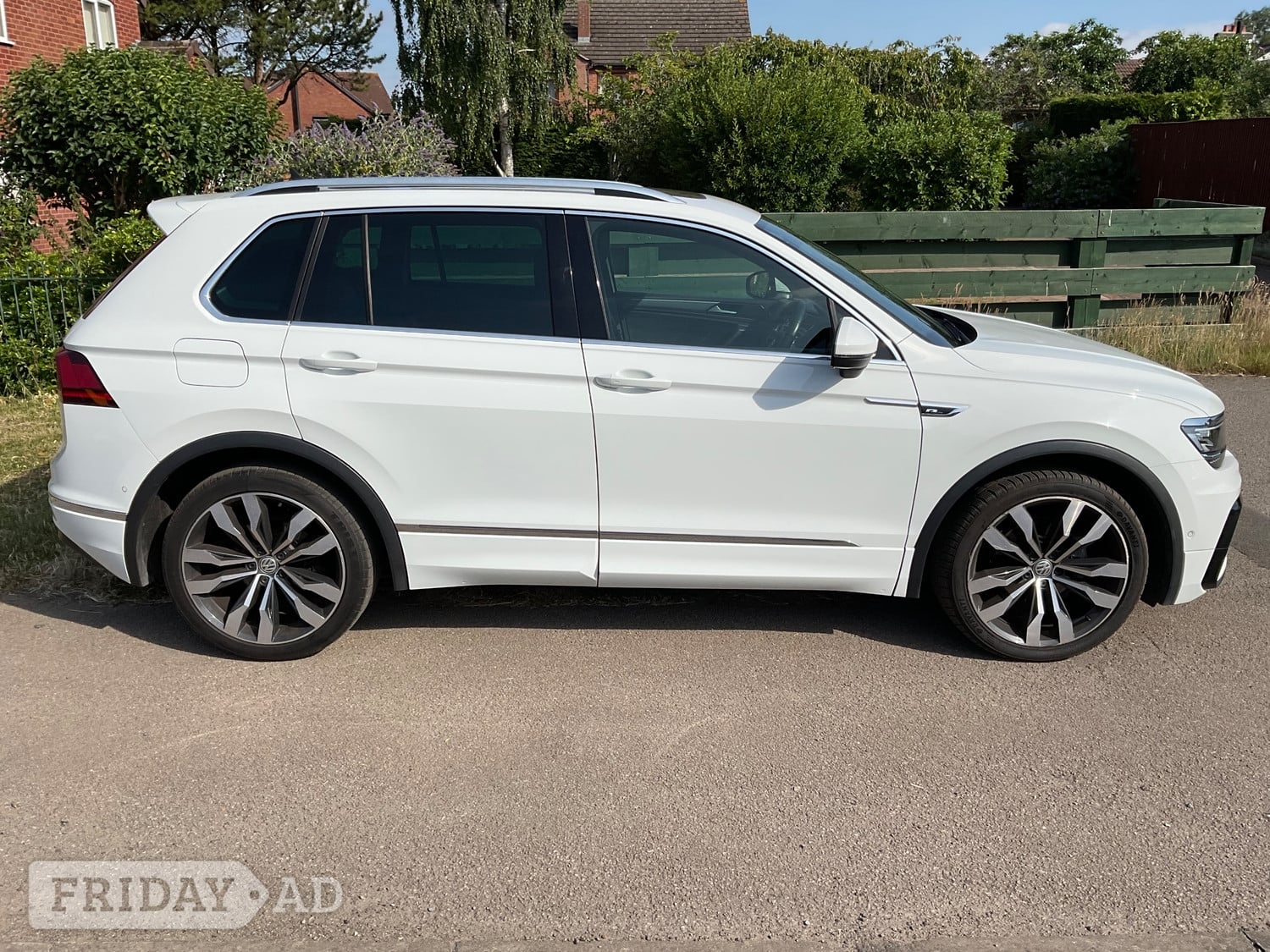 Volkswagen Tiguan 2019 - Cars in Hinckley