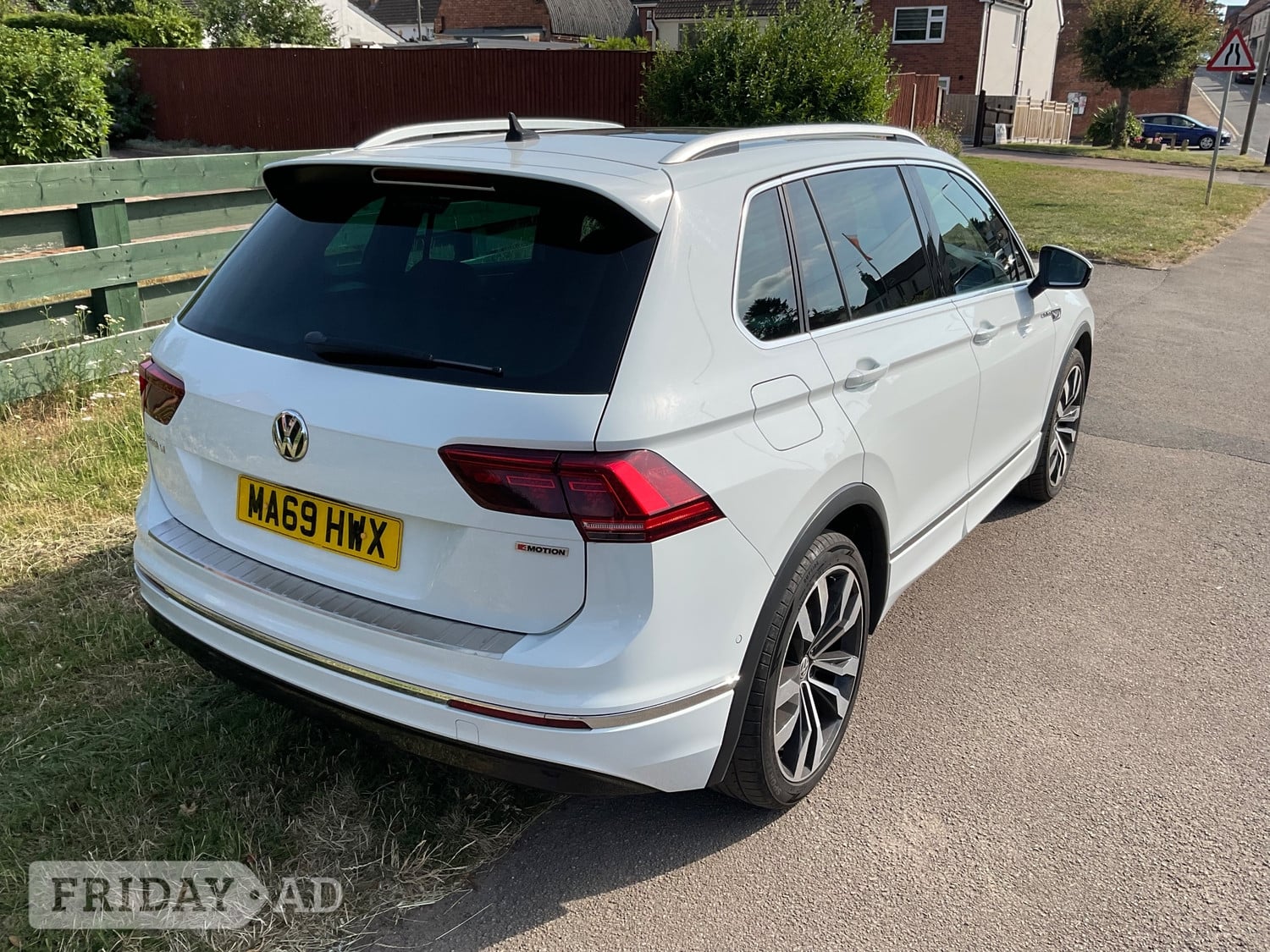 Volkswagen Tiguan 2019 - Cars