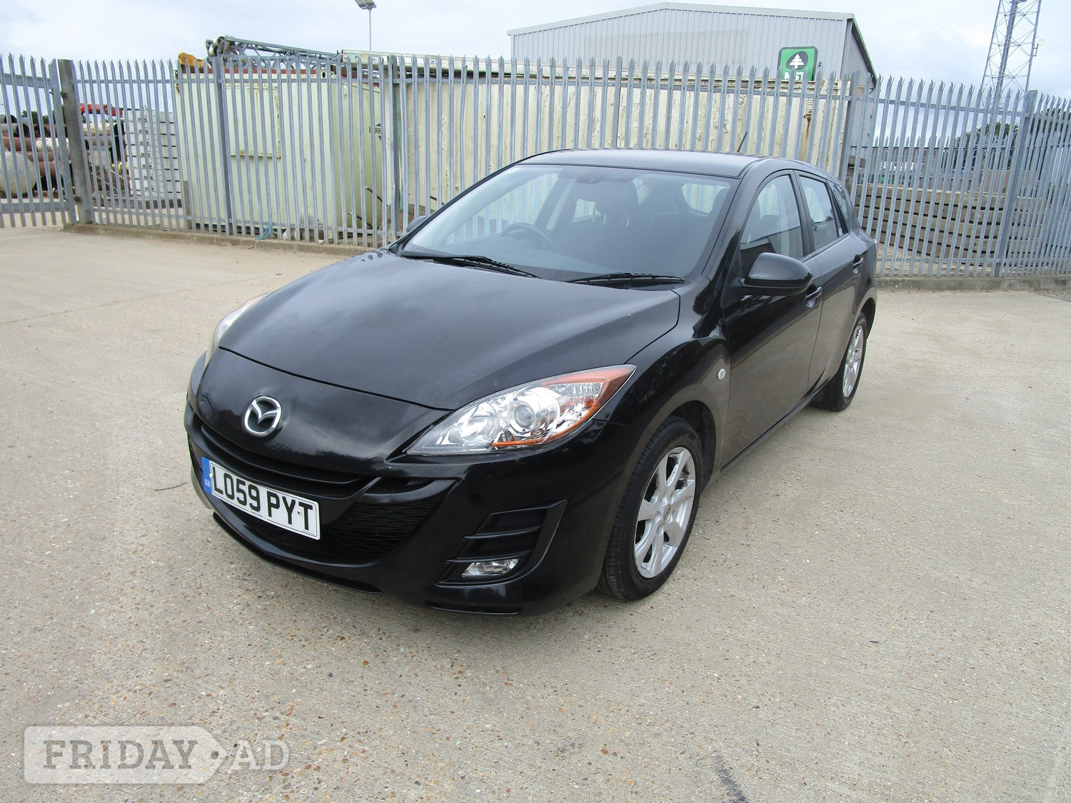 Mazda 3 2010 - Cars in Portsmouth