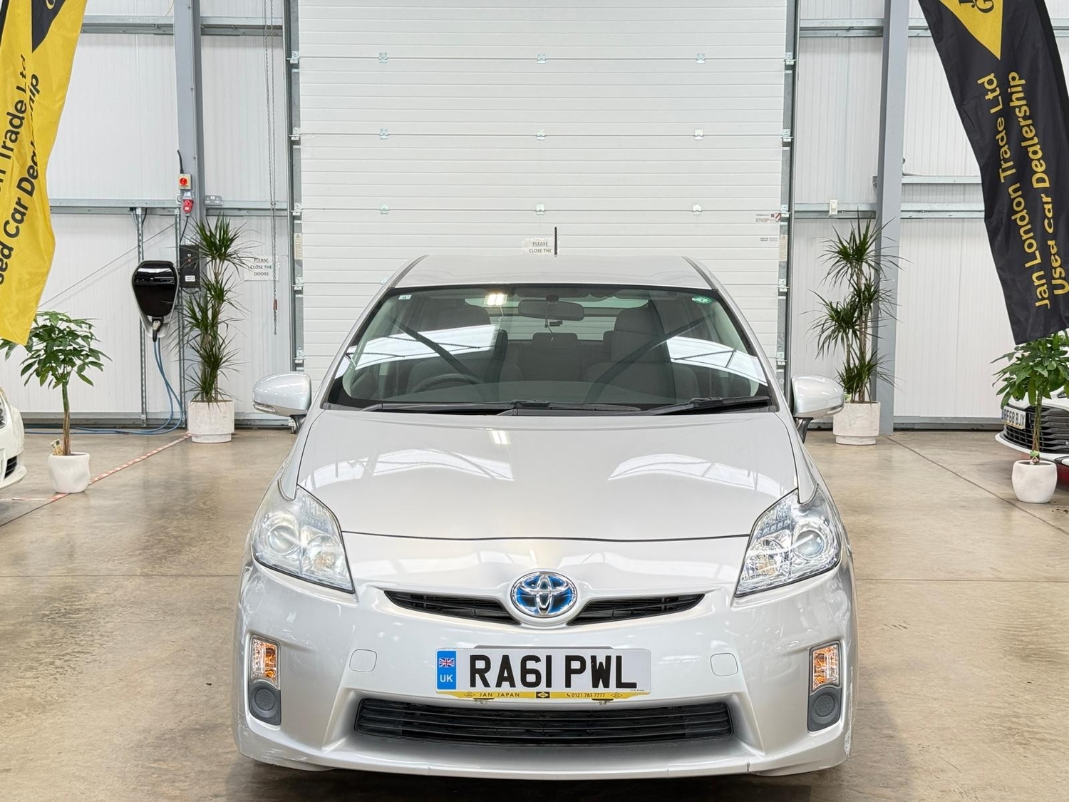[ berth ]Toyota Prius