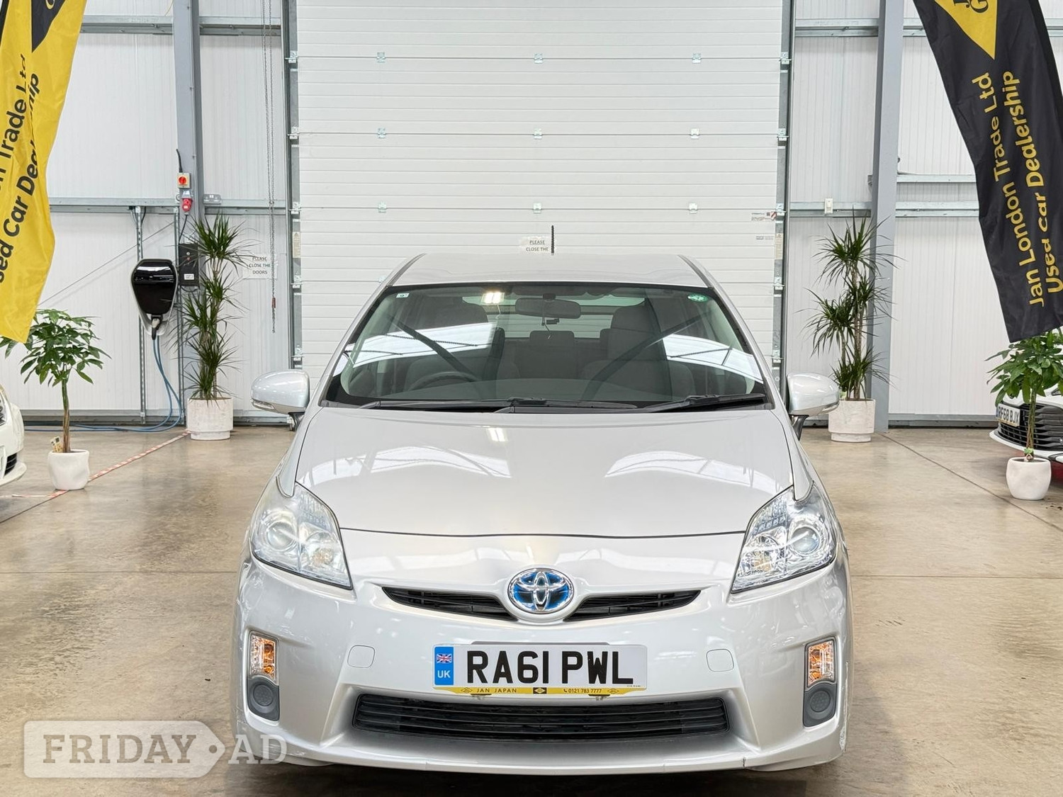 [ berth ]Toyota Prius