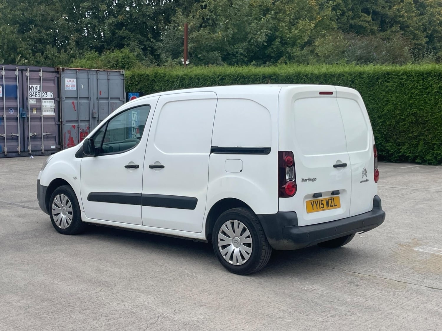[ berth ]Citroen Berlingo