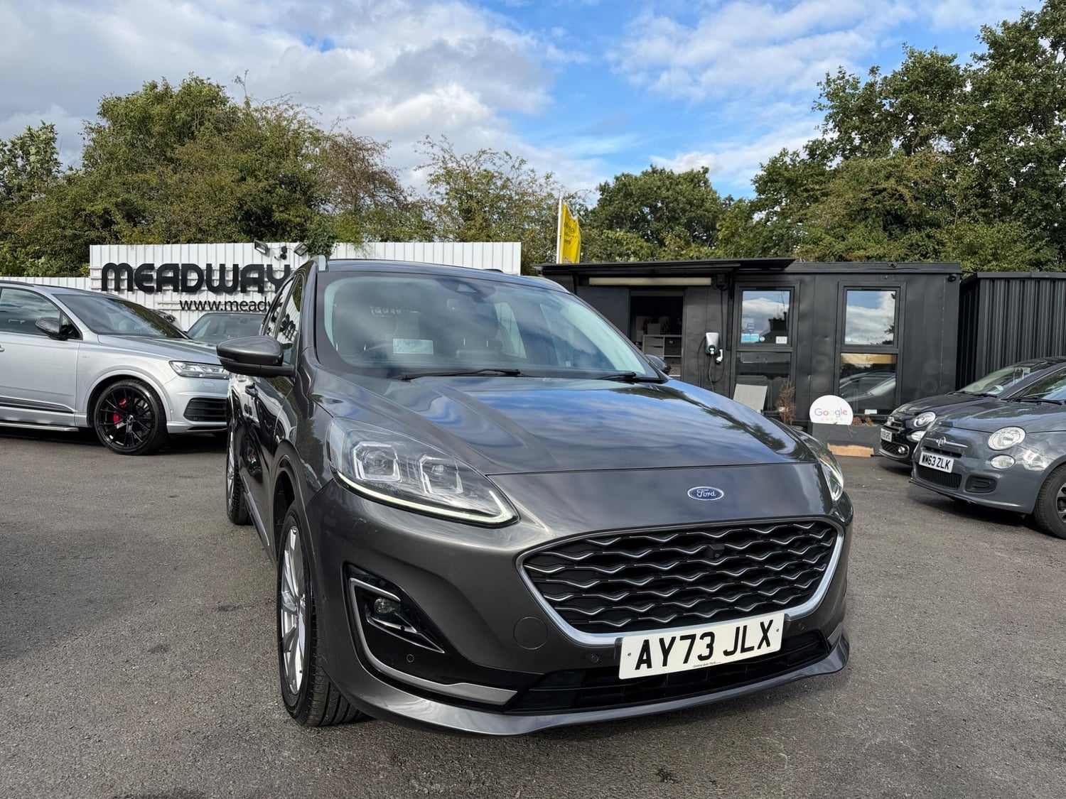 [ berth ]Ford Kuga