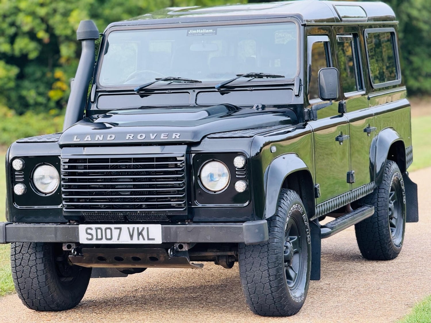 [ berth ]Land Rover Defender 110