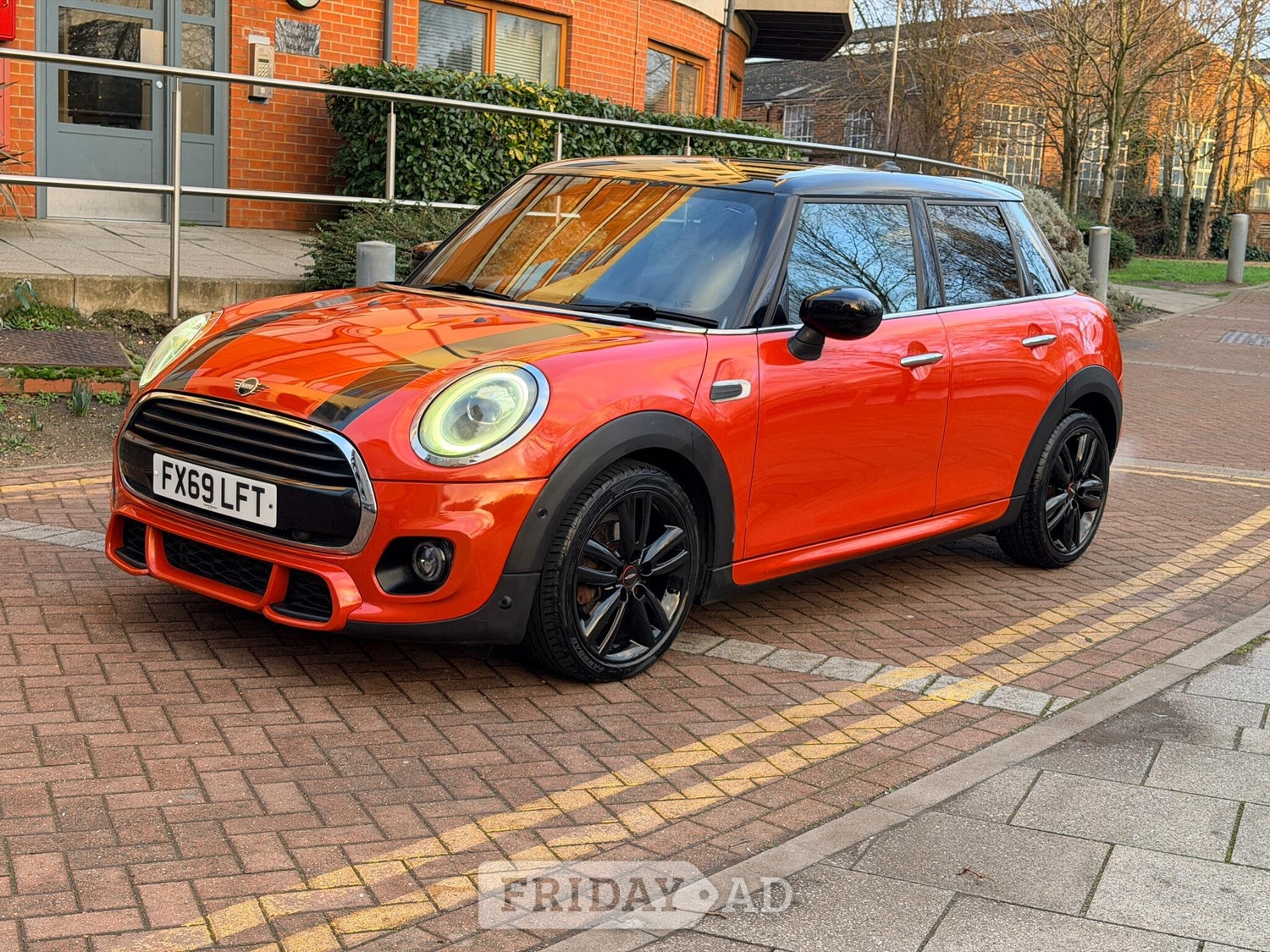 Mini Hatch 2019 in Wembley