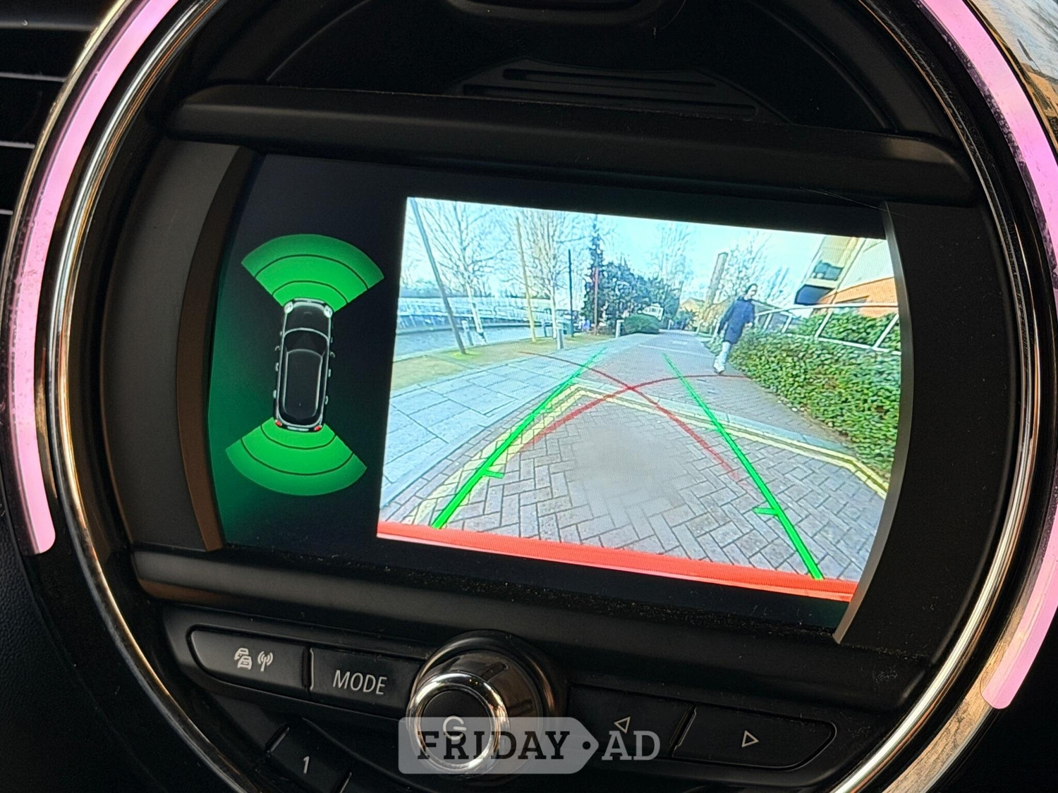 Mini Hatch 2019 - Cars in Wembley