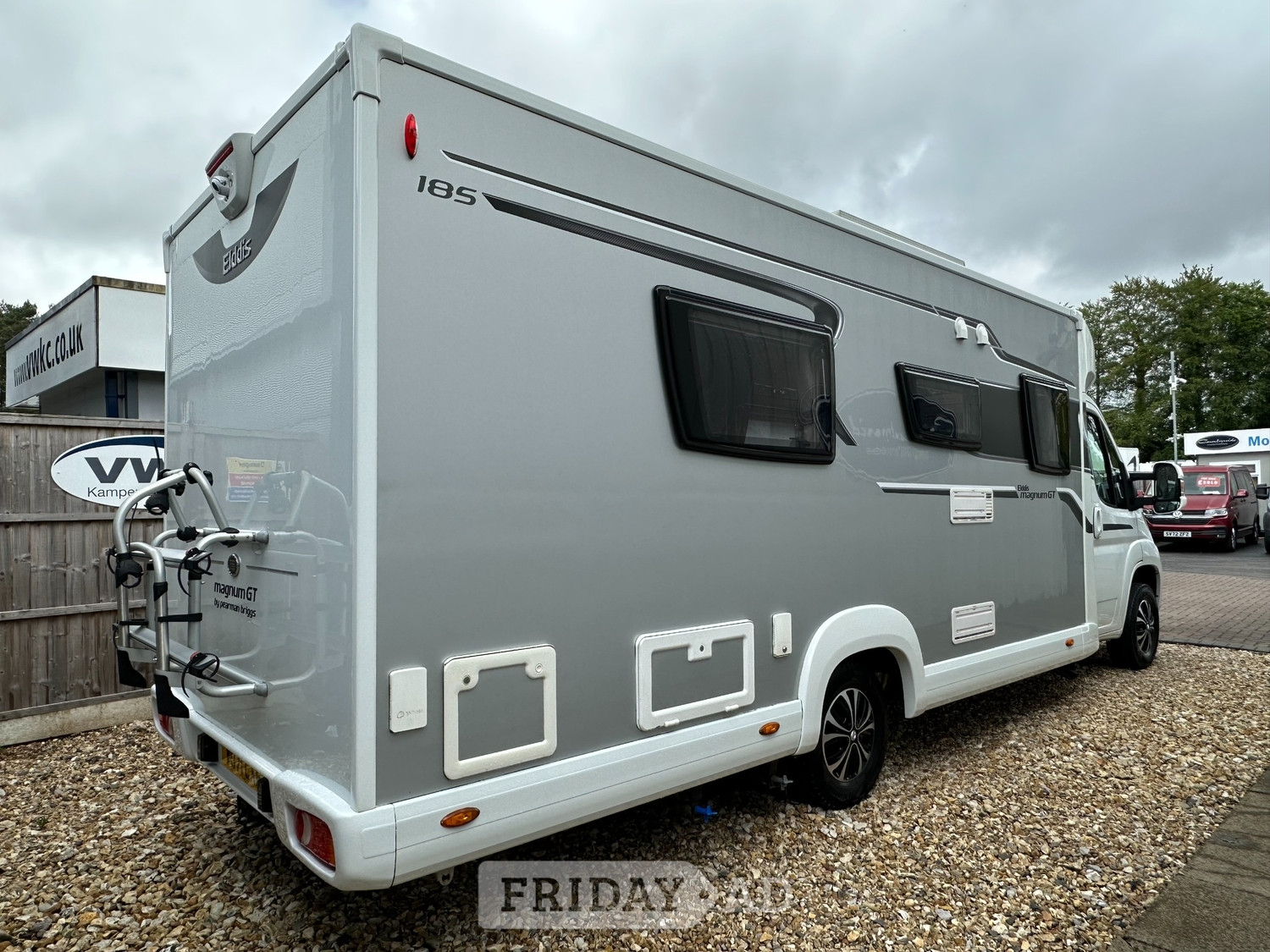 [ berth ]Elddis Magnum