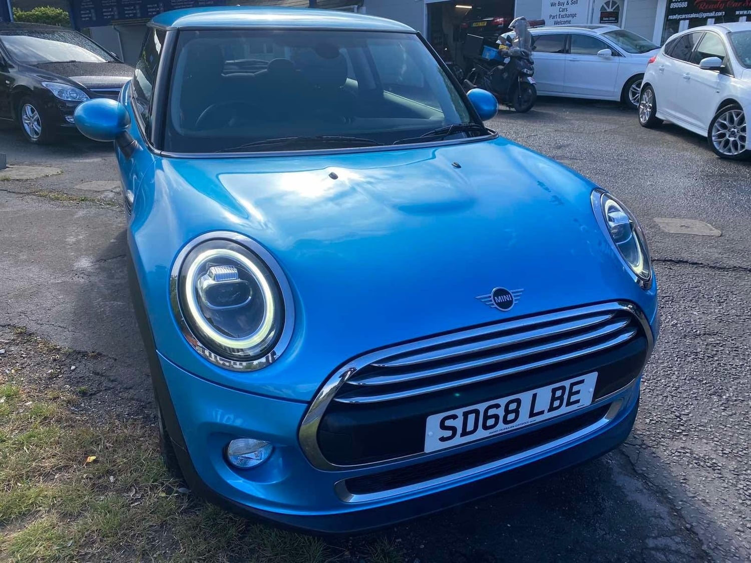 Mini Hatch 2018 - Cars