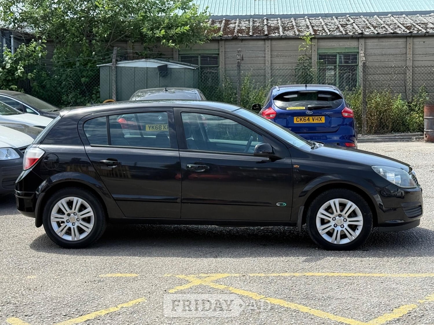 [ berth ]Vauxhall Astra