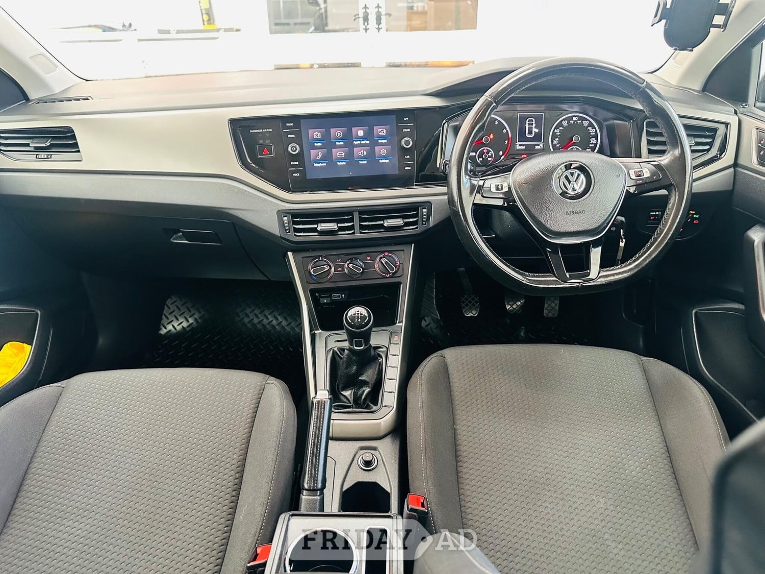 [ berth ]Volkswagen Polo