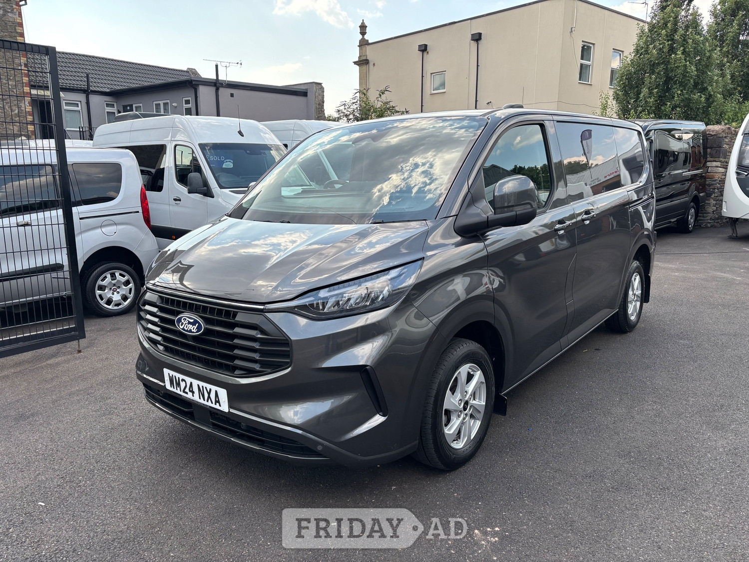 Ford Transit Custom 2024 - Vans & Commercial Vehicles in Bristol