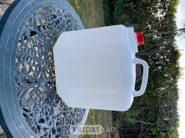 Water Carrier - 10 Litres in Berkeley