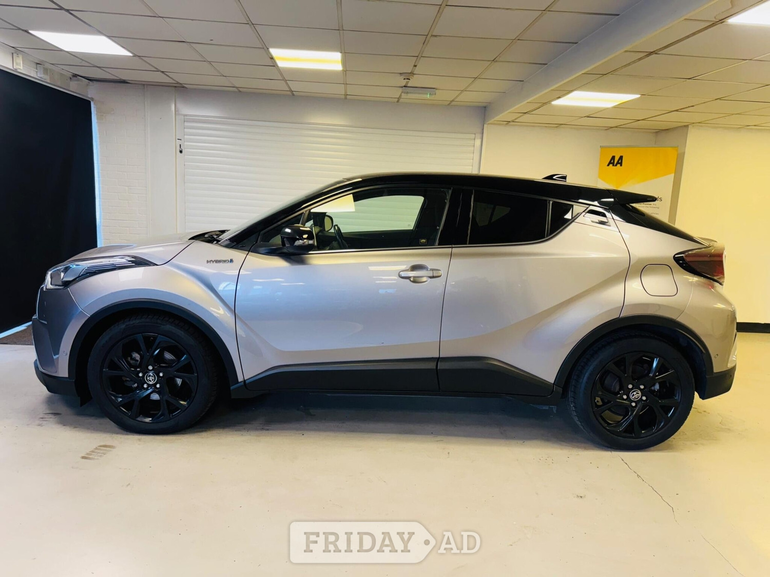 [ berth ]Toyota C-HR