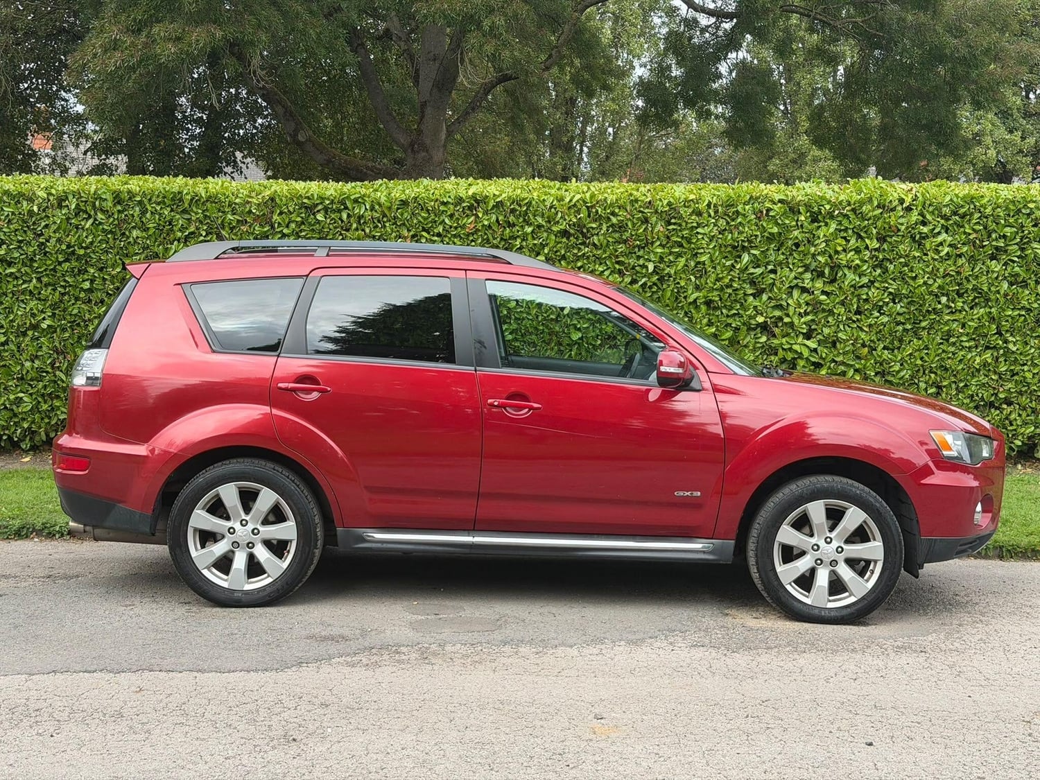 Mitsubishi Outlander 2012 - Cars in Birmingham