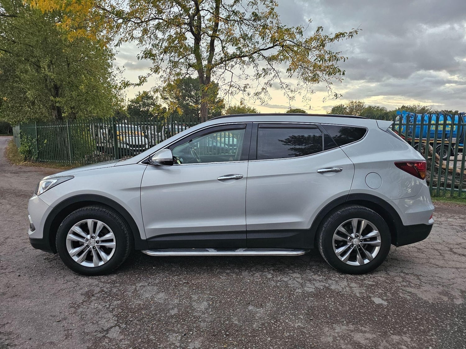 Hyundai Santa Fe 2016 - Cars