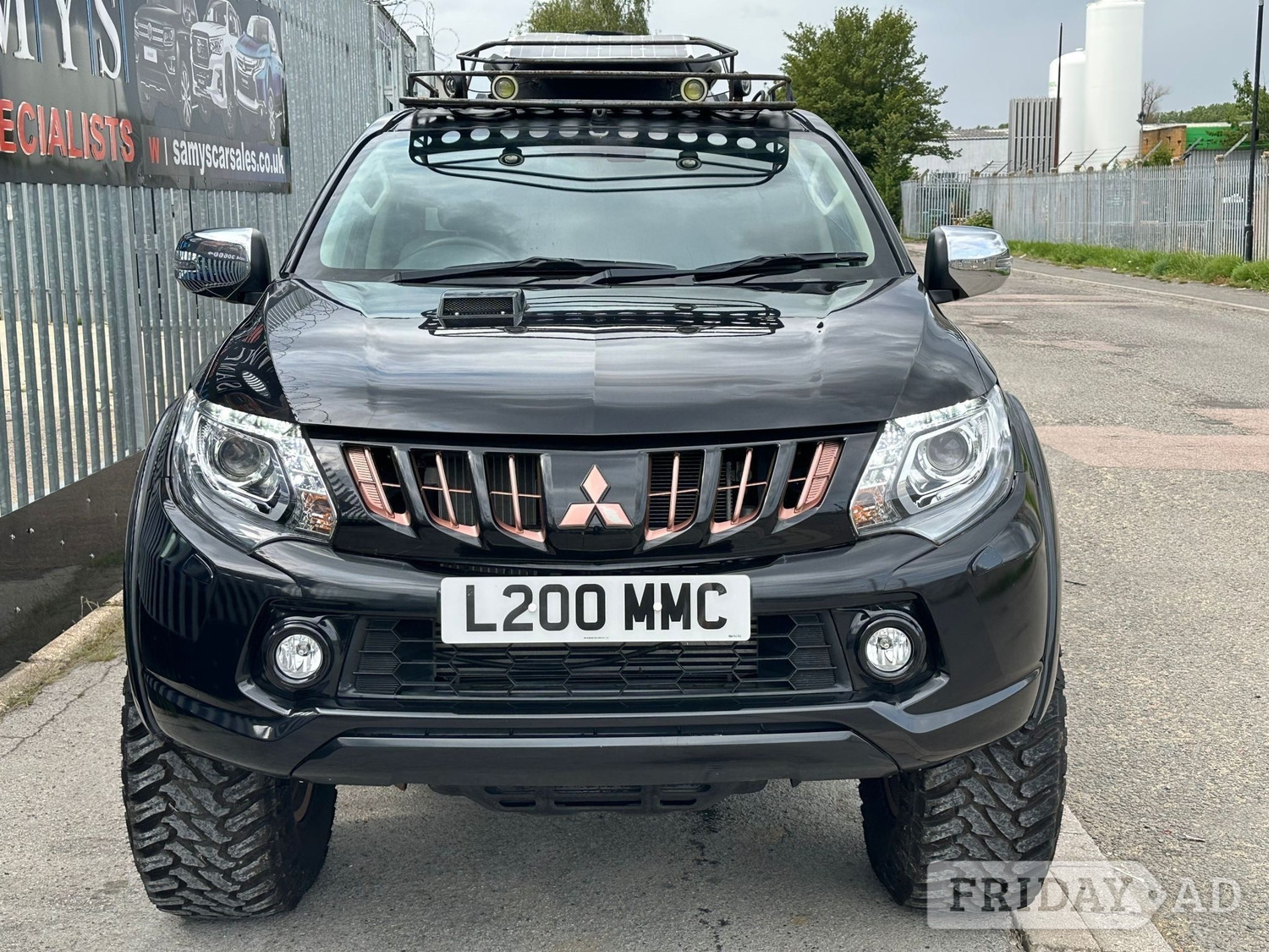 [ berth ]Mitsubishi L200
