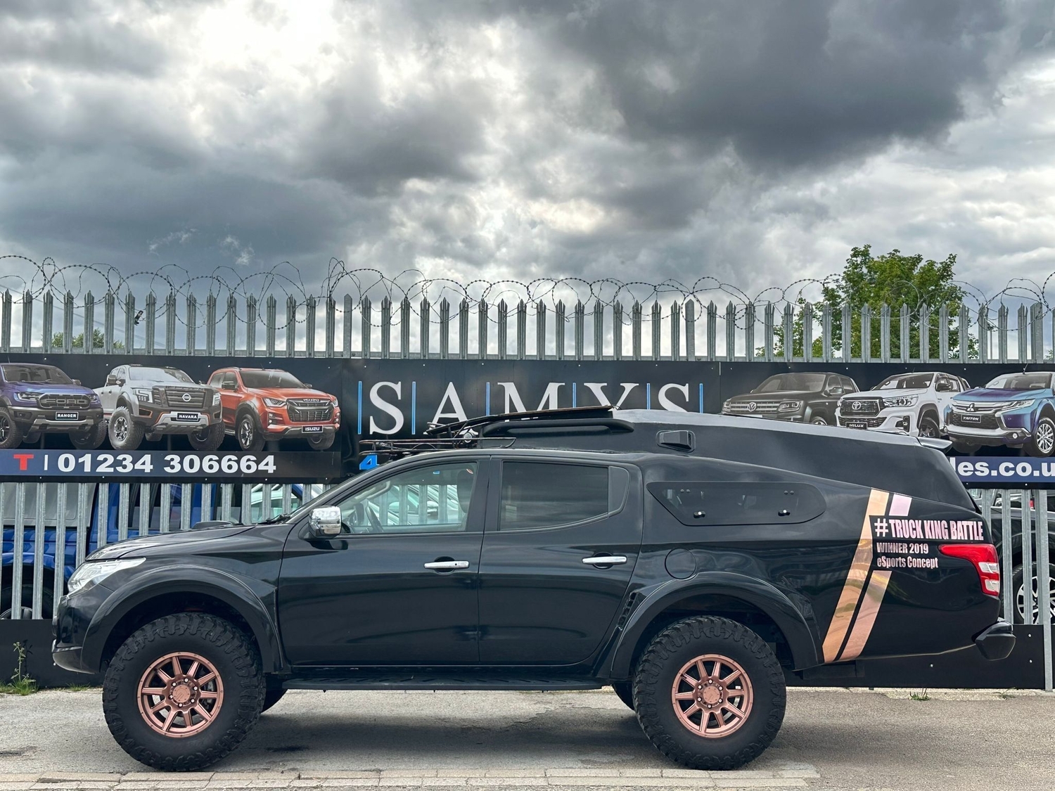 Mitsubishi L200 2017 - Vans & Commercial Vehicles