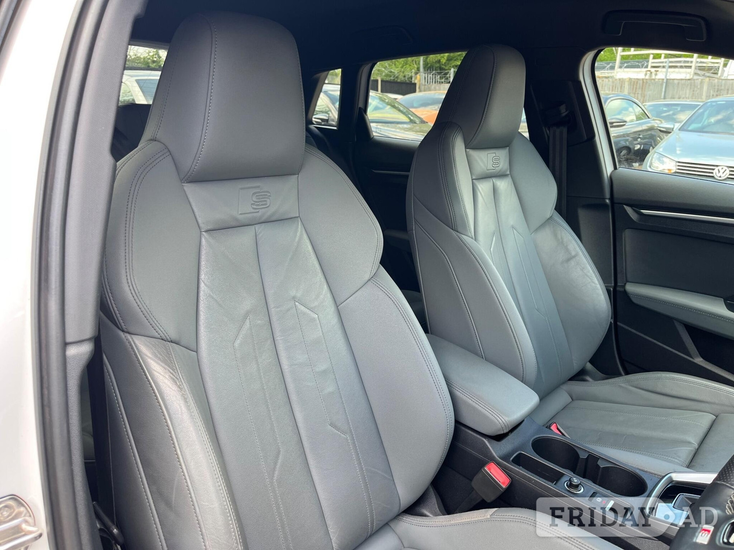 [ berth ]Audi A3
