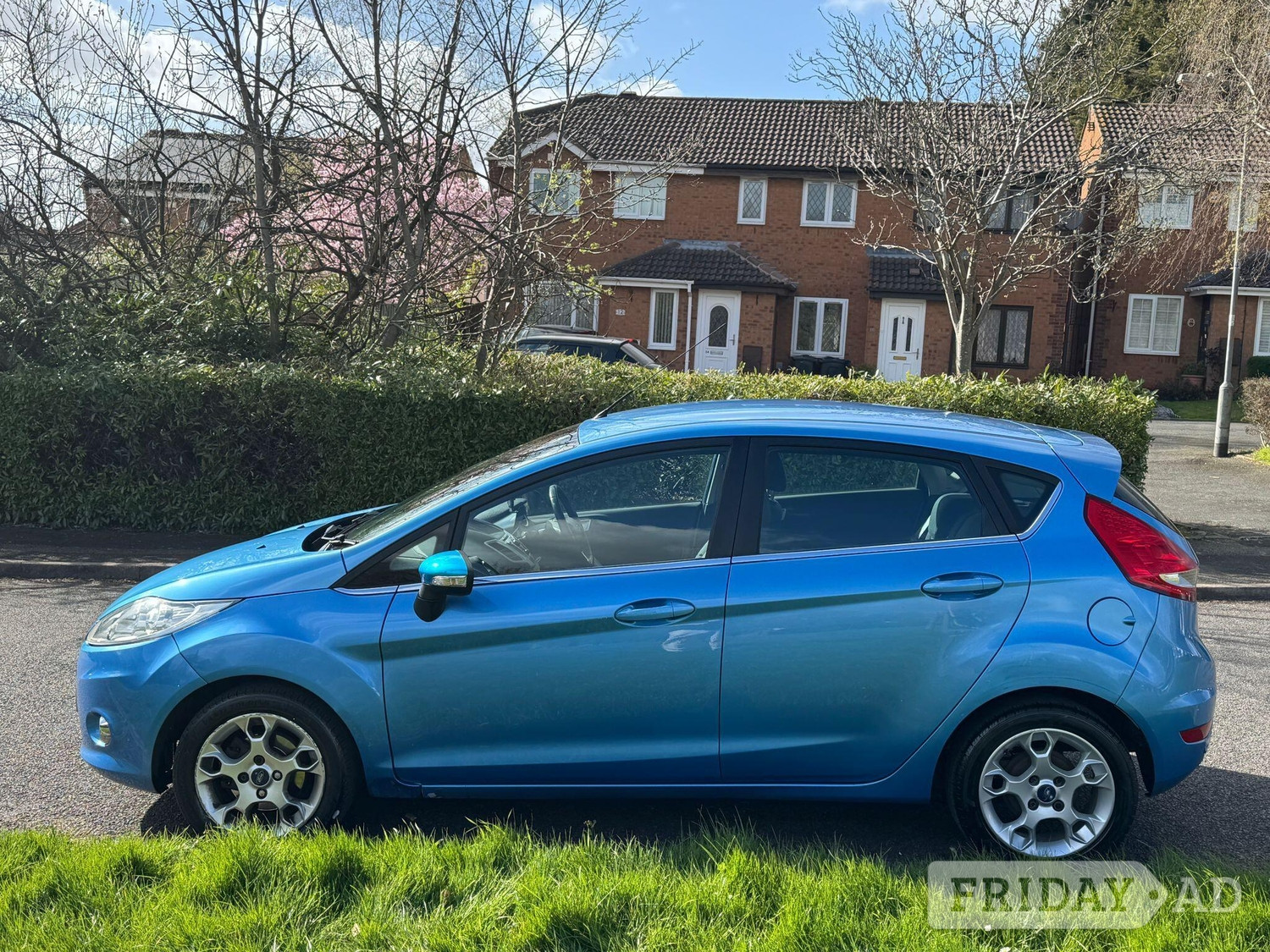 [ berth ]Ford Fiesta