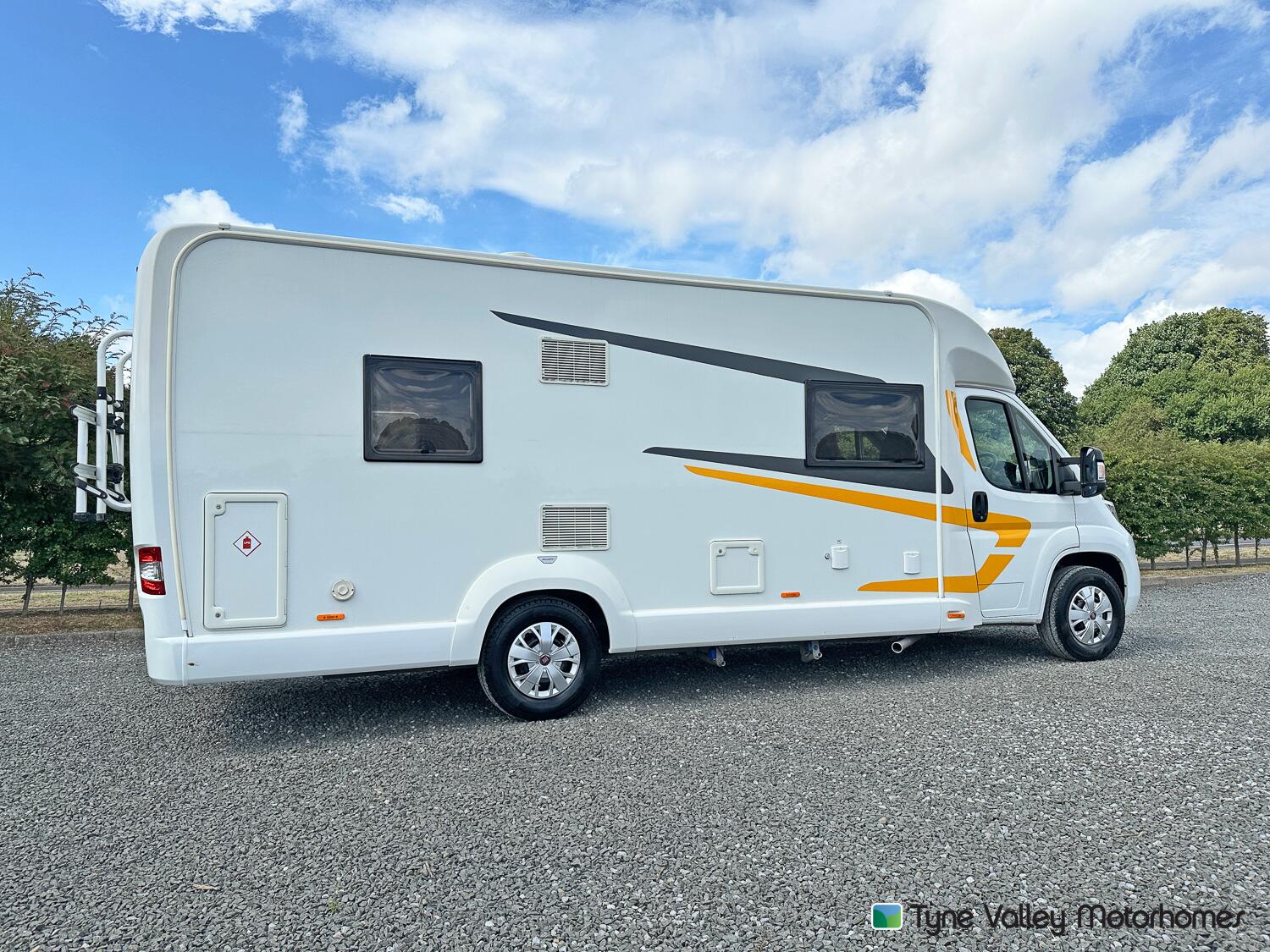 Swift Escape 694 2017 for sale - Motorhomes & Caravans in Newcastle Upon Tyne