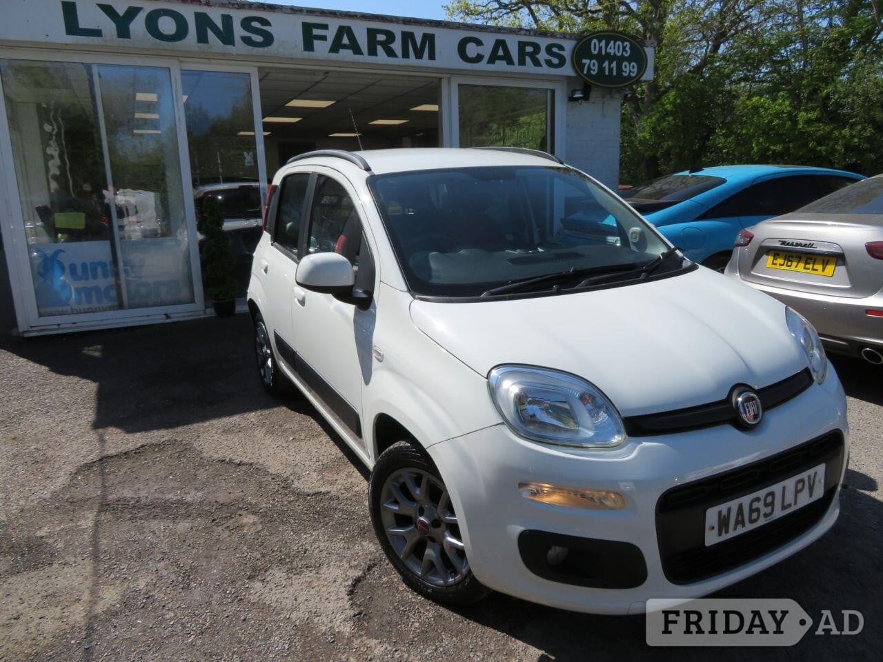 2019 Fiat PANDA 1.2 Lounge Hatchback 5dr Petrol Manual Euro 6 (s/s) (69 bhp) 15" ALLOYS + BLUETOOTH + AIR-CON in Horsham