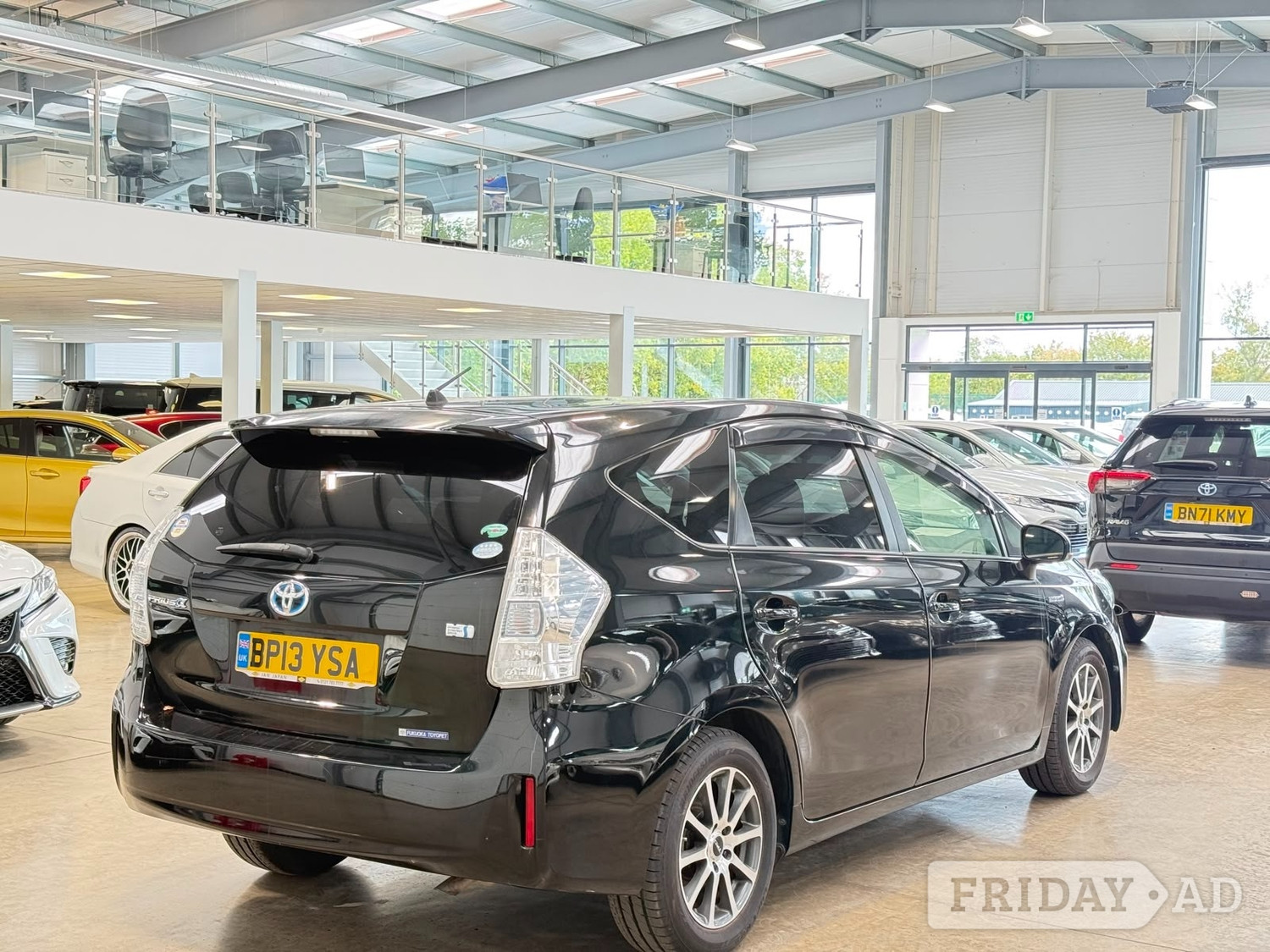 [ berth ]Toyota Prius