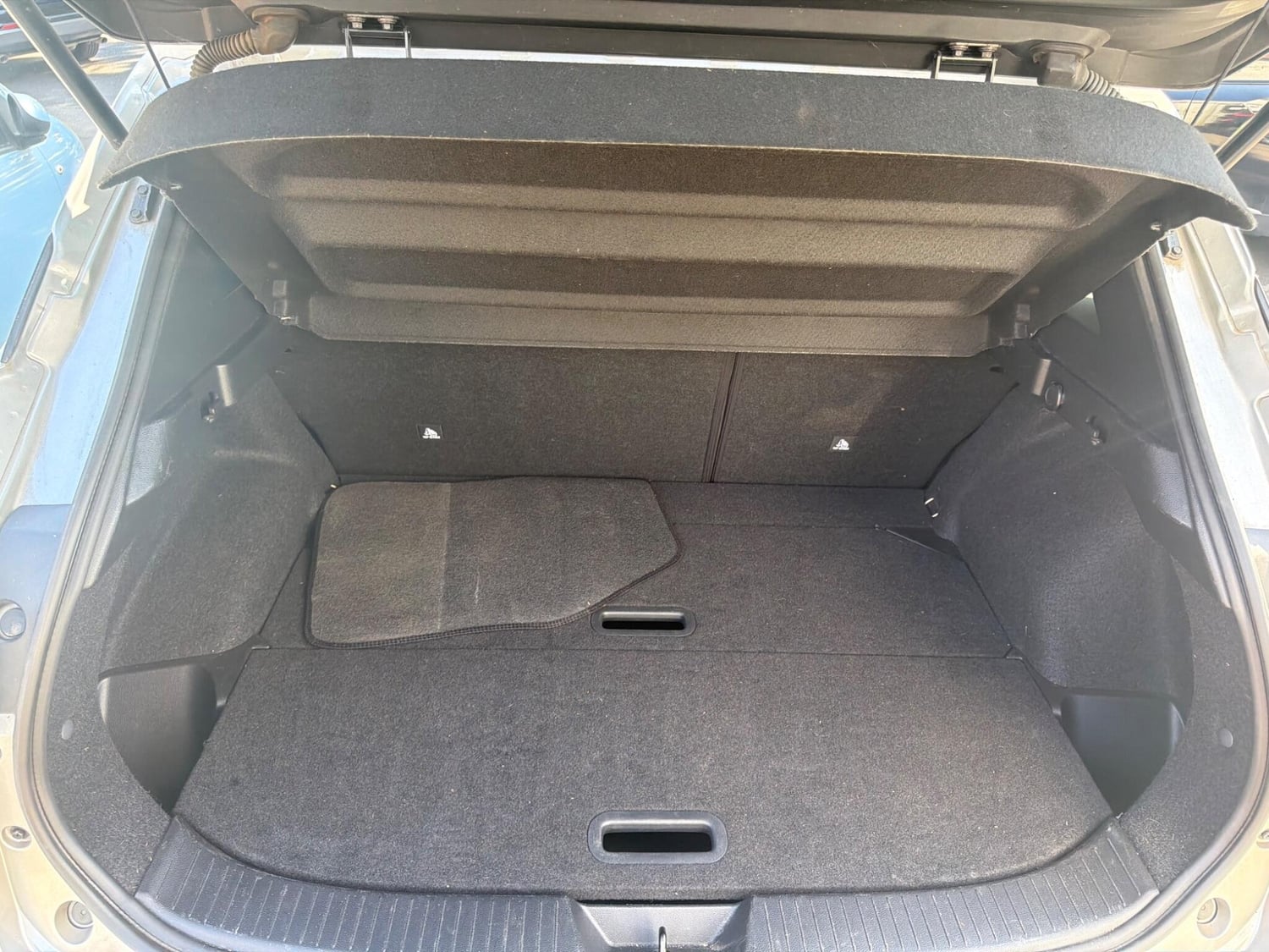 Nissan Qashqai 2023 - Cars