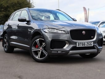 Jaguar F-Pace 2016