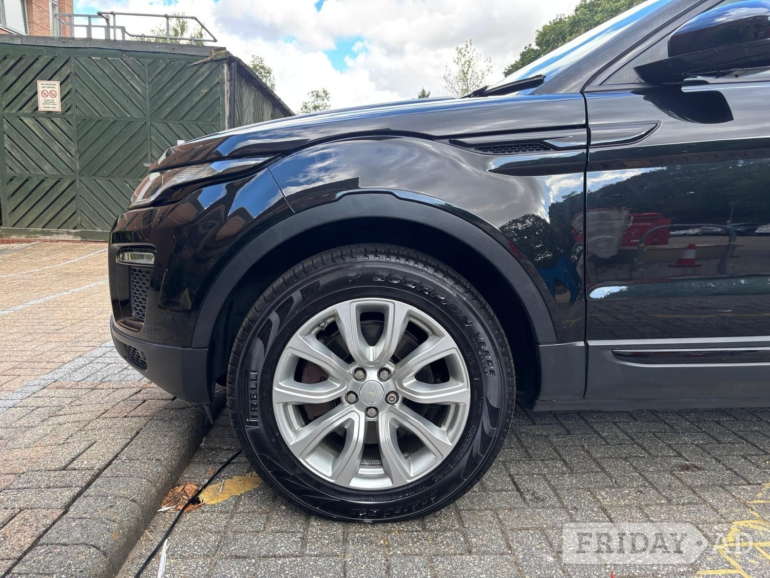 Land Rover Range Rover Evoque 2016 - Cars in Fareham
