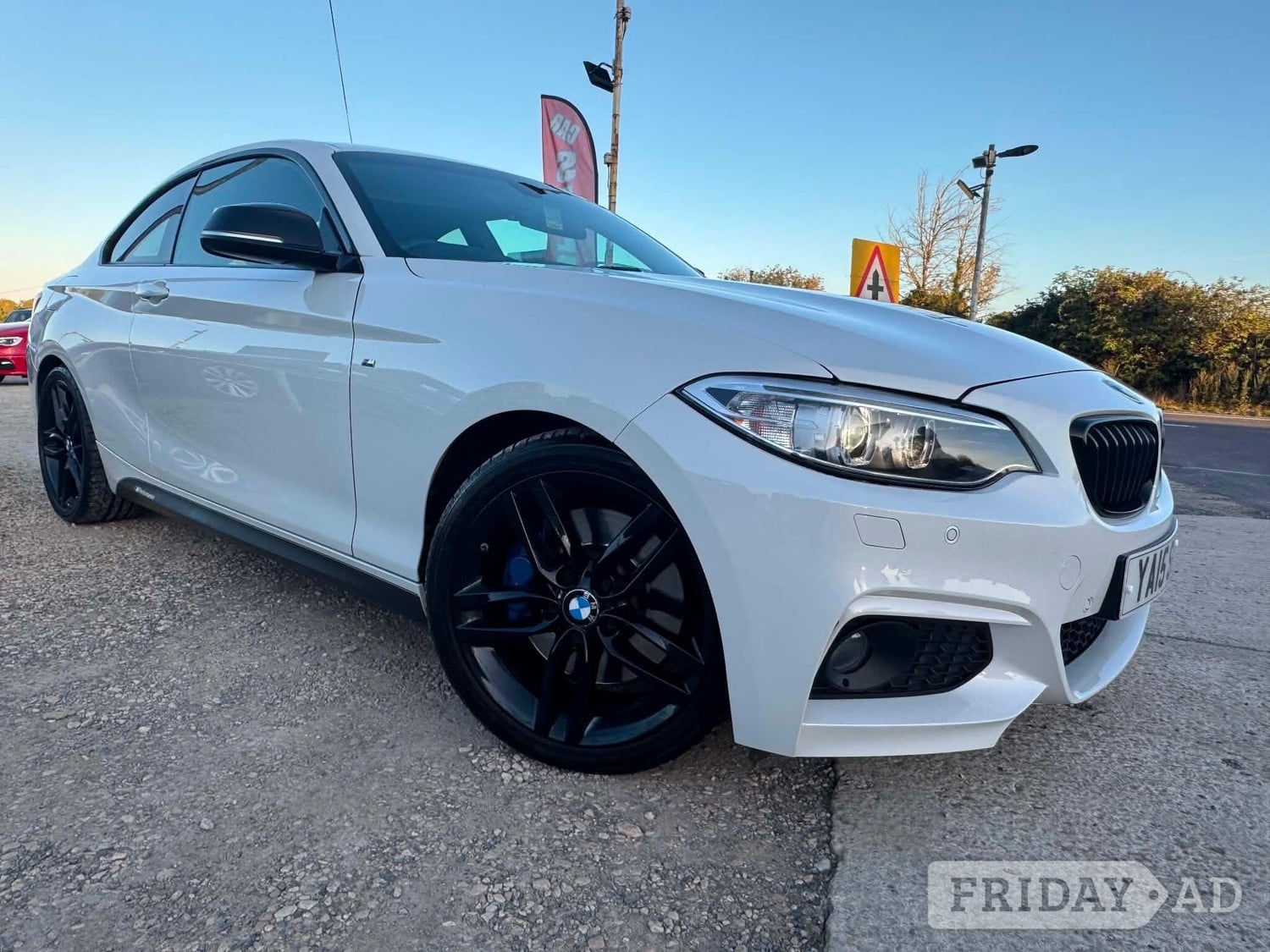BMW 2 Series 2015 in Burford