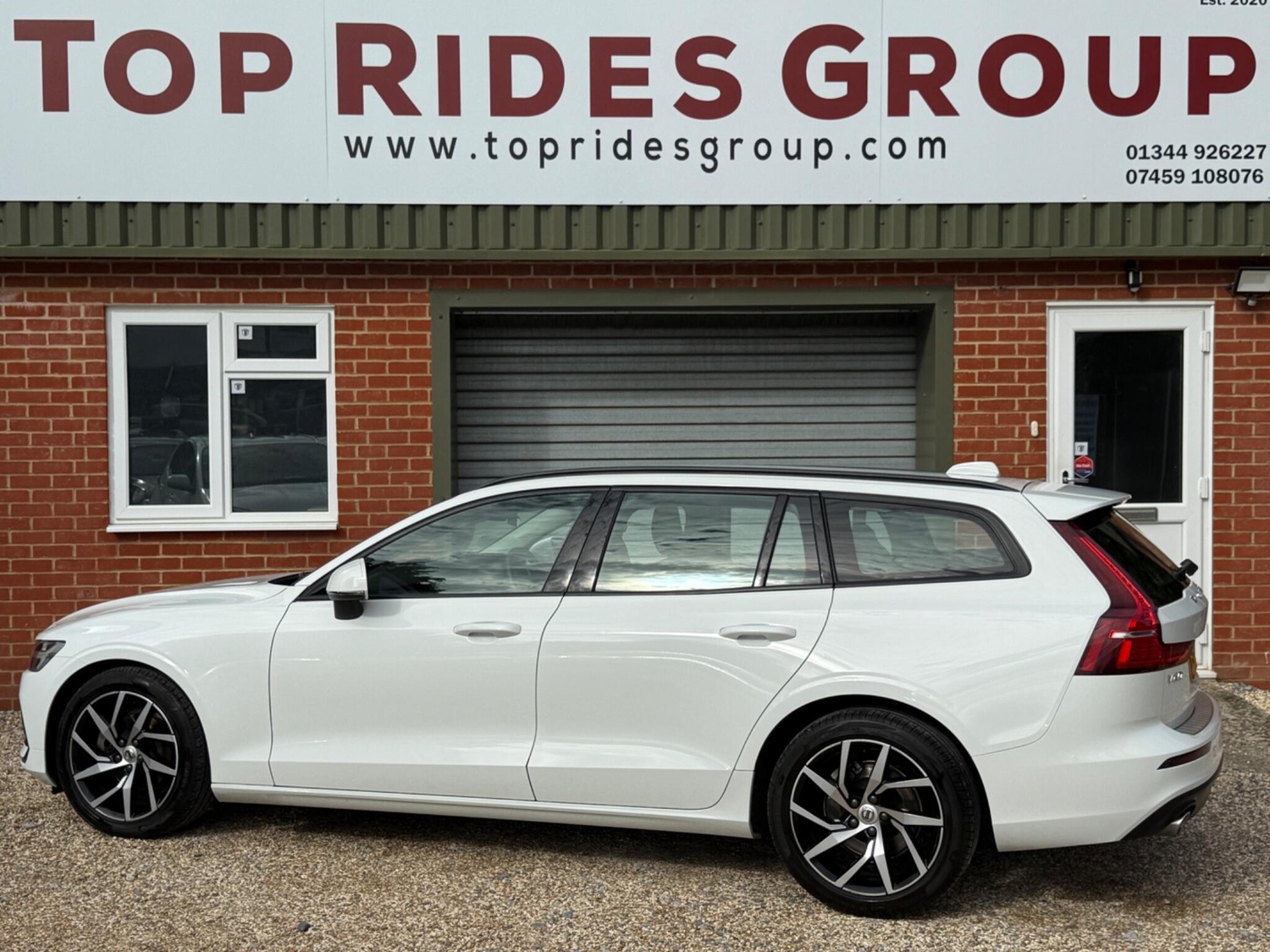 Volvo V60 Crowthorne