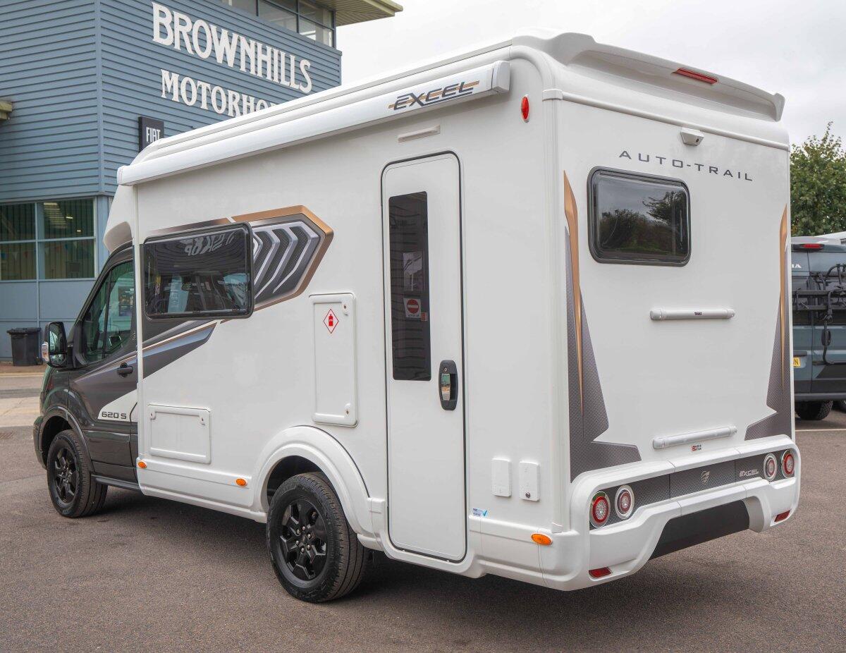 [2 berth ]Auto-Trail Excel 620