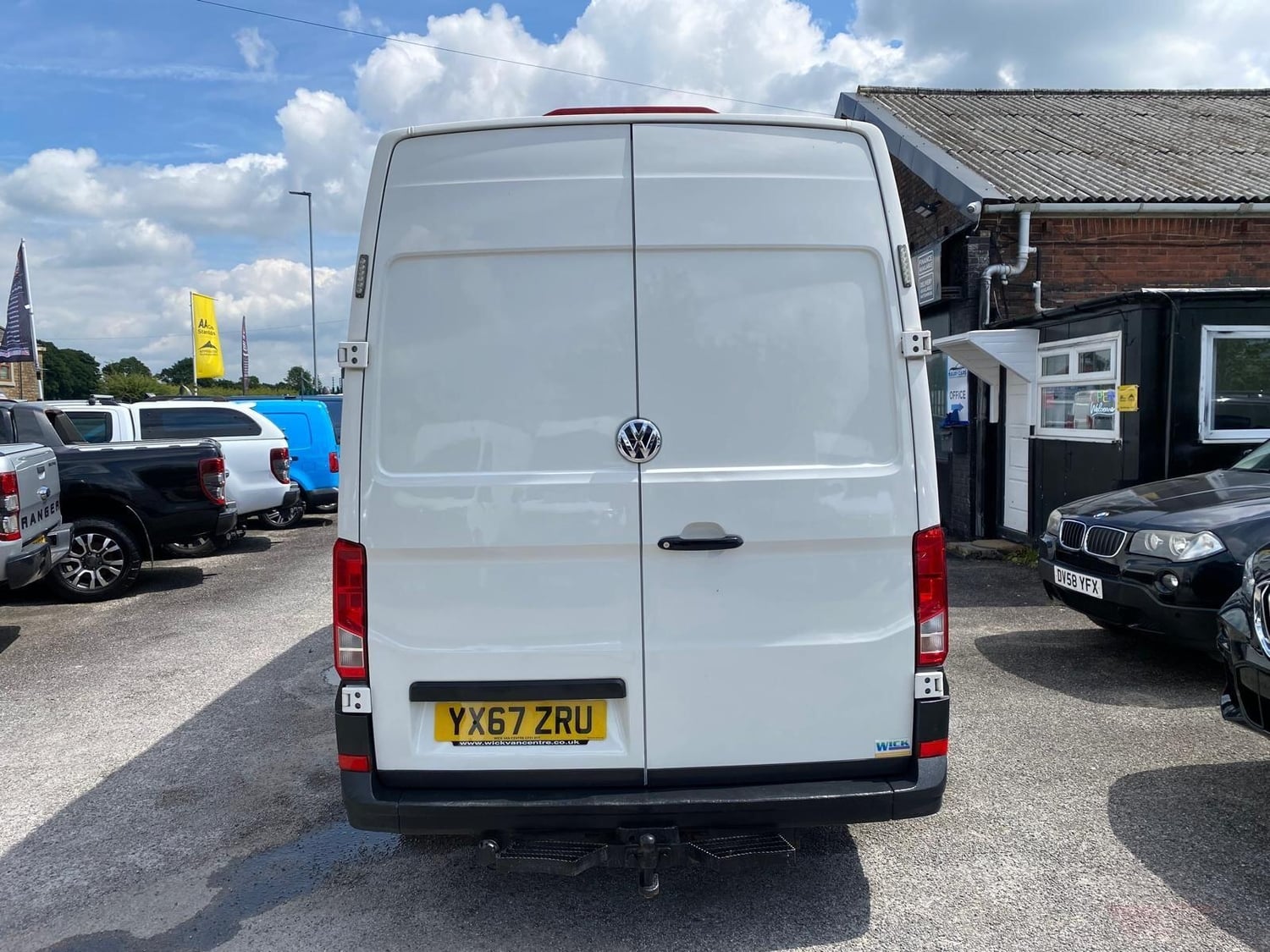 Volkswagen Crafter 2017 - Vans & Commercial Vehicles
