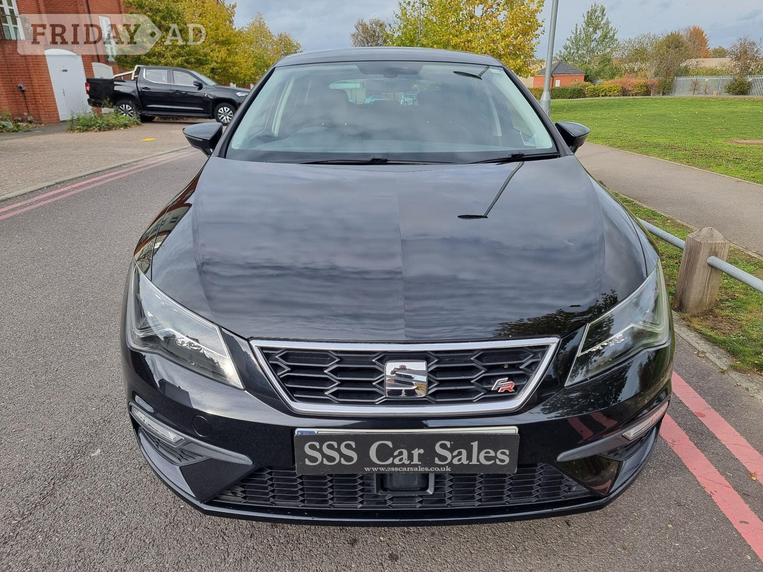 [ berth ]SEAT Leon