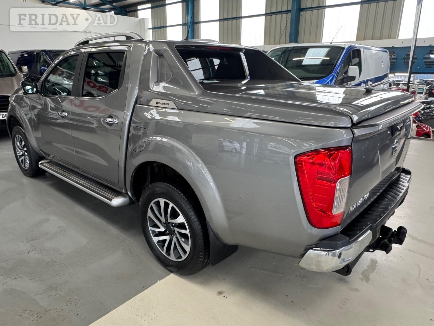 Nissan Navara 2017 - Vans & Commercial Vehicles