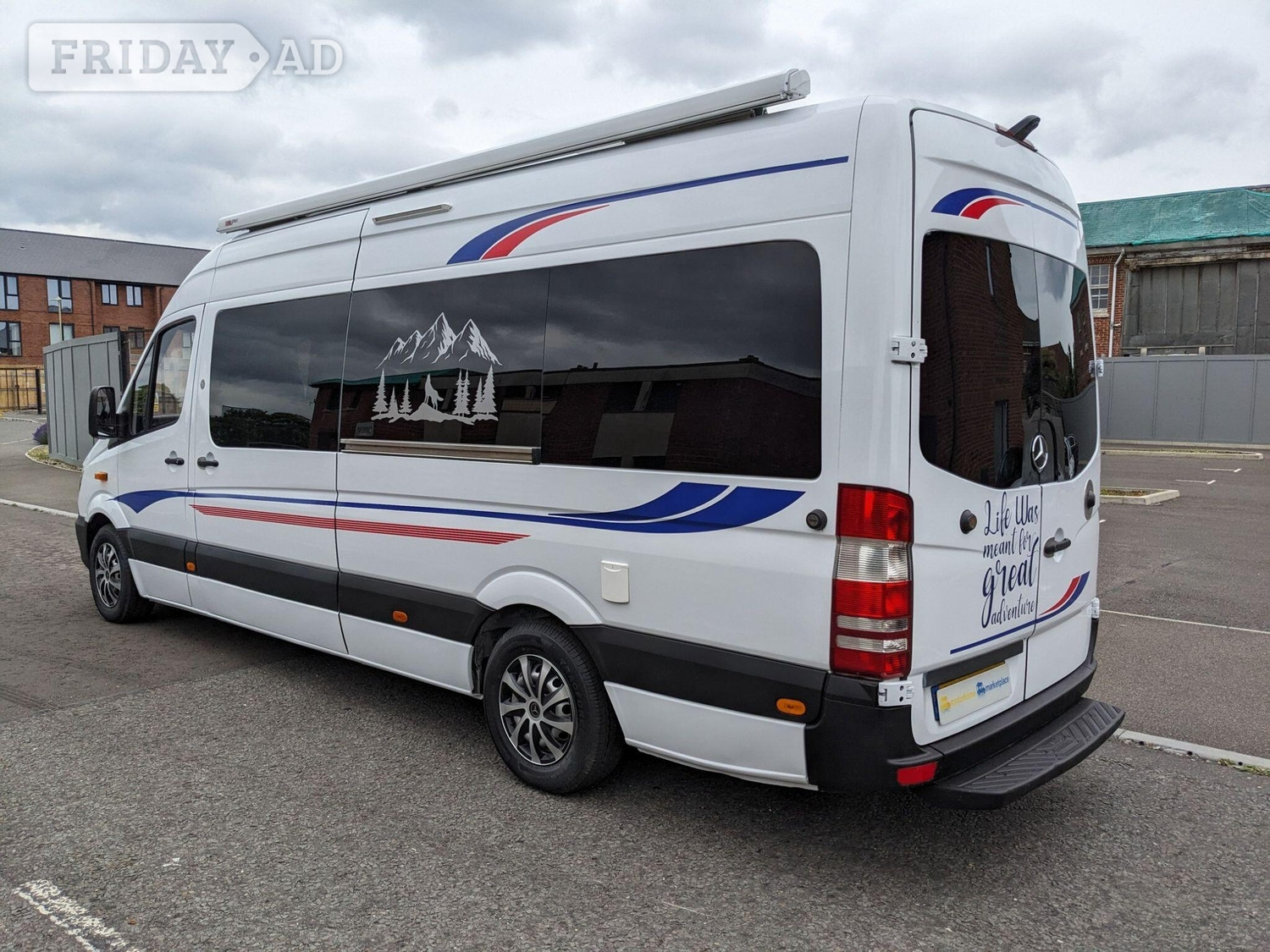 [3 berth ]Mercedes-Benz Sprinter Campervan