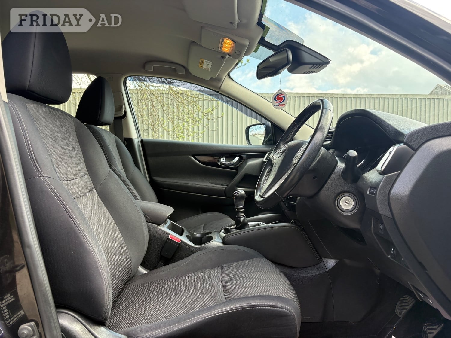 Nissan Qashqai 2017 - Cars in Airdrie
