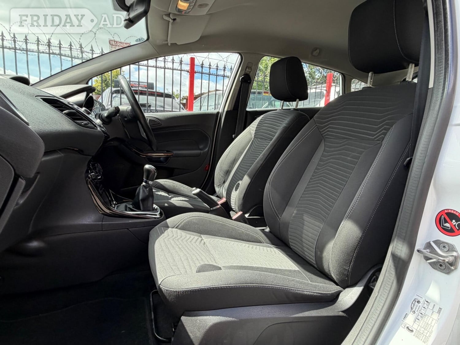 Ford Fiesta 2014 - Cars